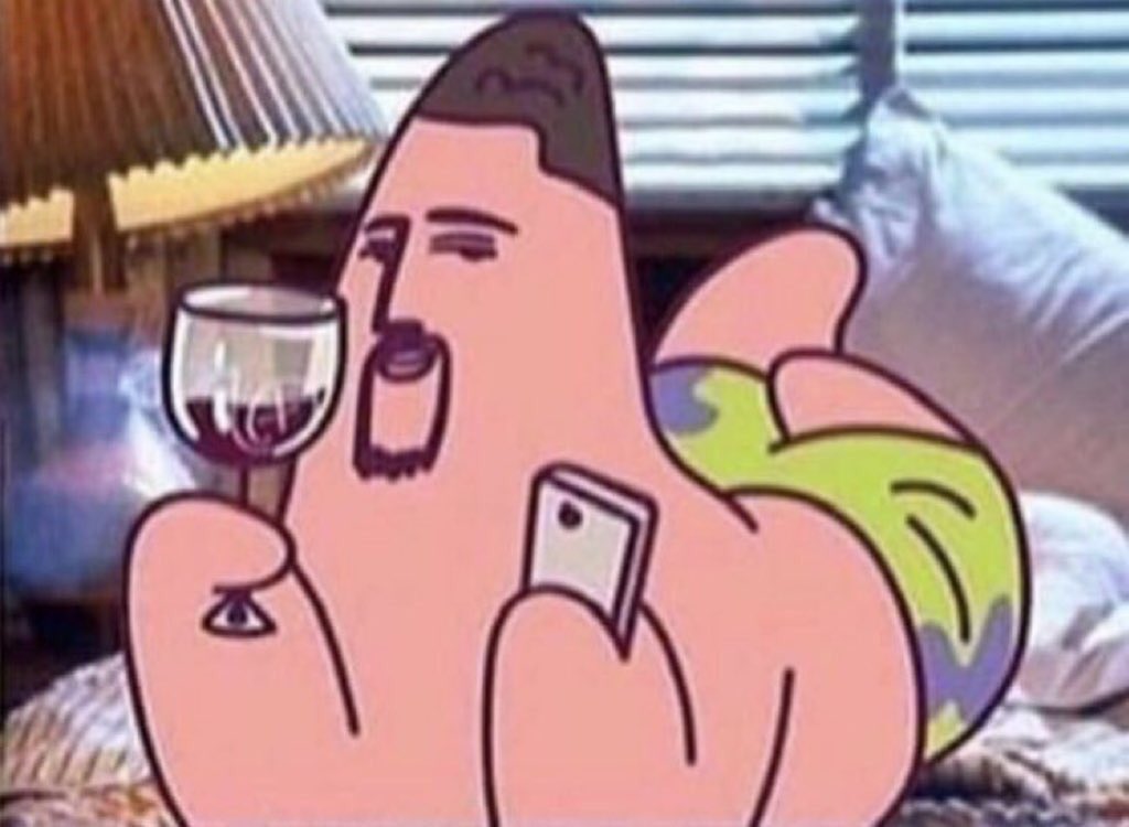 o_bless12's tweet image. me reading #TheAlphasNerd