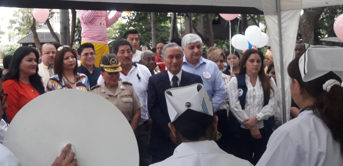 GrovEric19's tweet photo. #Distrito09D07| El día de hoy participamos en el Cierre de la Semana Mundial de Lactancia Materna, compartiendo con @catalinaandramu Ministra de Salud y @eduardostay Coordinador Zonal 8.
#LactanciaMaternaSí
#MSPdeTodosyParaTodos https://t.co/N93V3m7bL3
