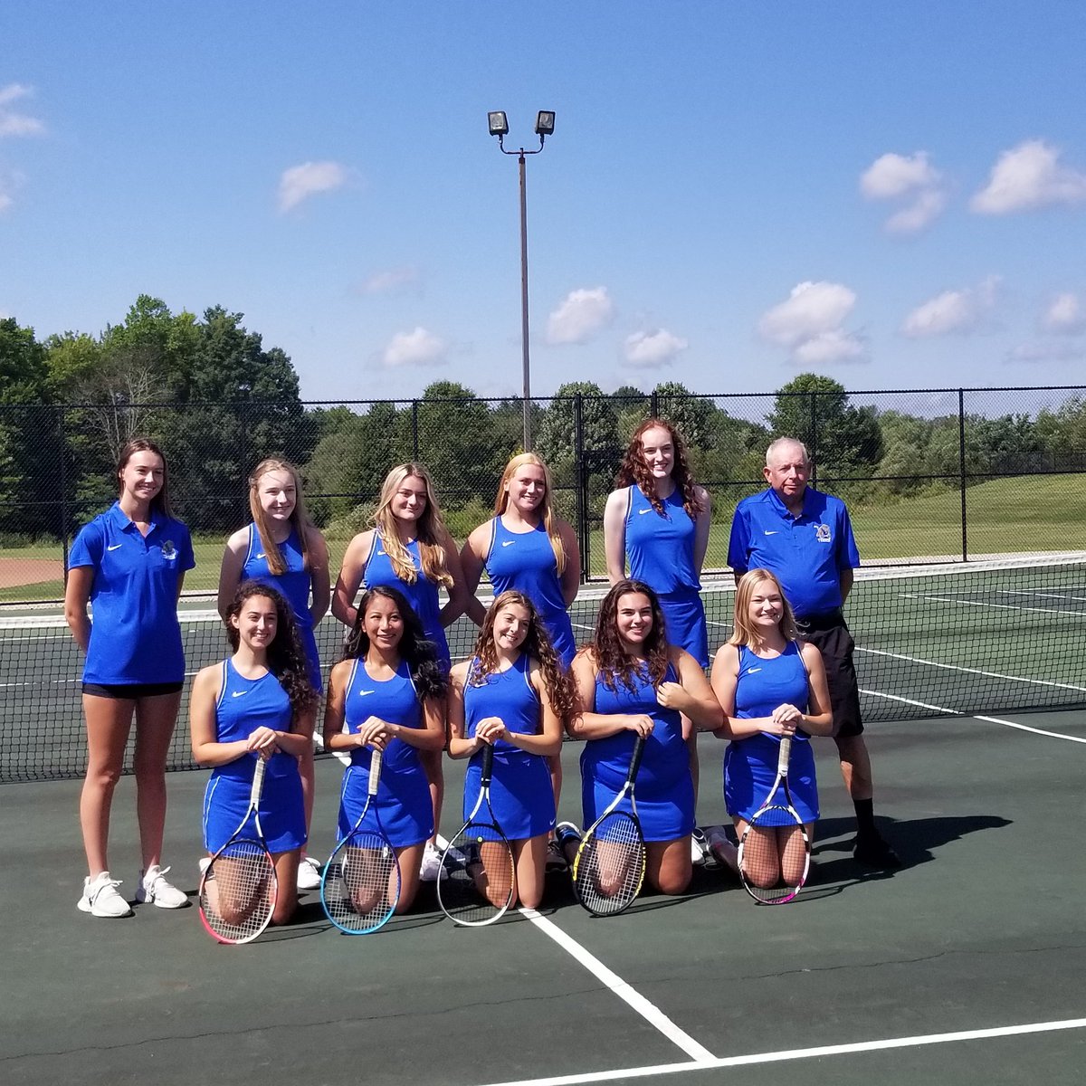 NDCLathletics's tweet photo. That's a wrap! Finished out picture day with girls tennis.Thanks to all the student-athletes and coaches as well as our photographer, Visual Sports, for a great day.🦁 For more pix, go to https://t.co/P9xTXo9ISU https://t.co/EkOiLrRqUc