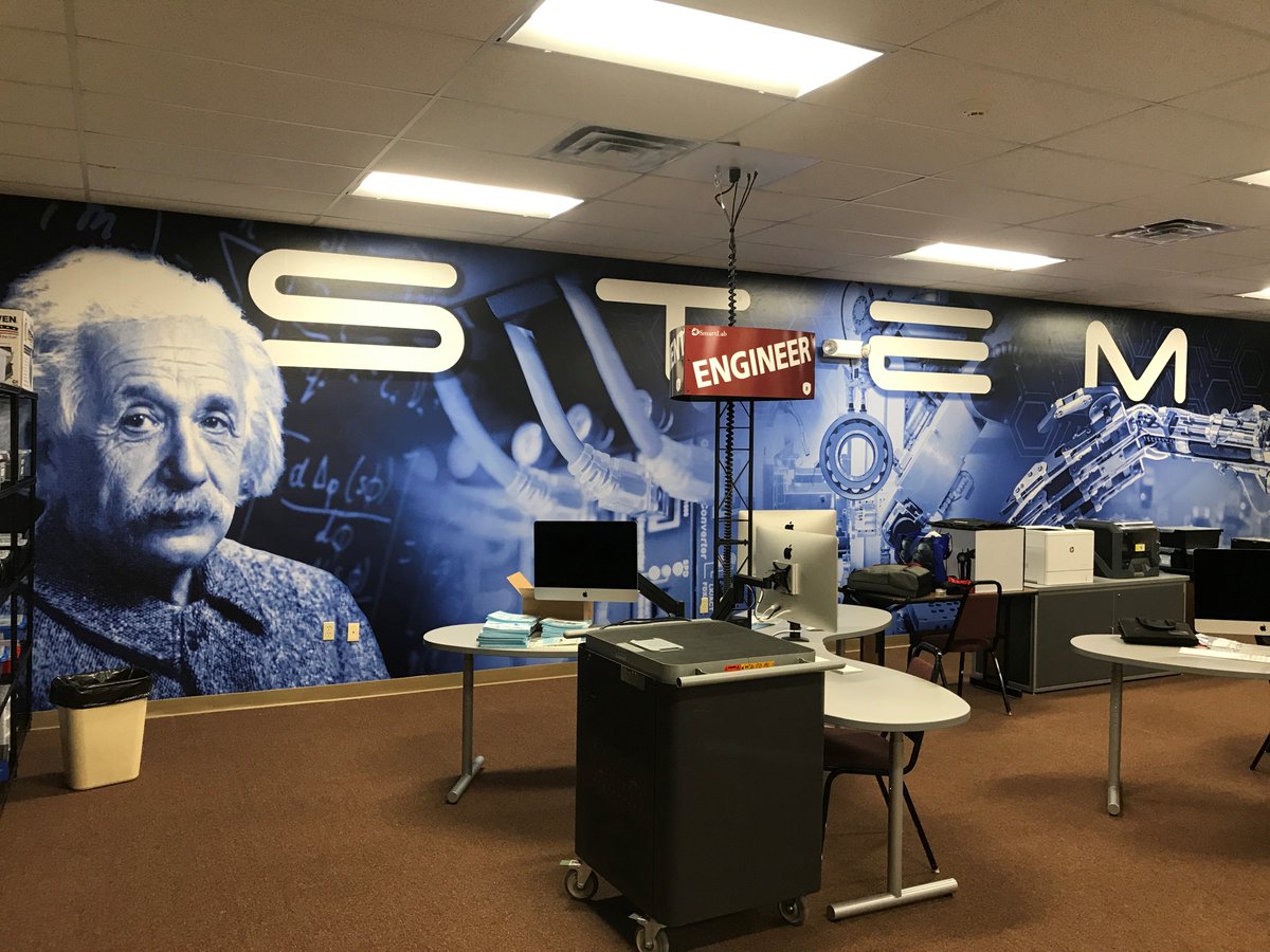 zilliedtech's tweet image. Great Partnerships, Visionaries, &amp;amp; Corporate Grants close the opportunity gap for Rural School stem programming. We build Turnkey STEM programs. @CaliforniaCTE @csba_now @fresnounified @smbsdnews @vc_stem @CDEfoundation #castemed #STEM #changedmindset