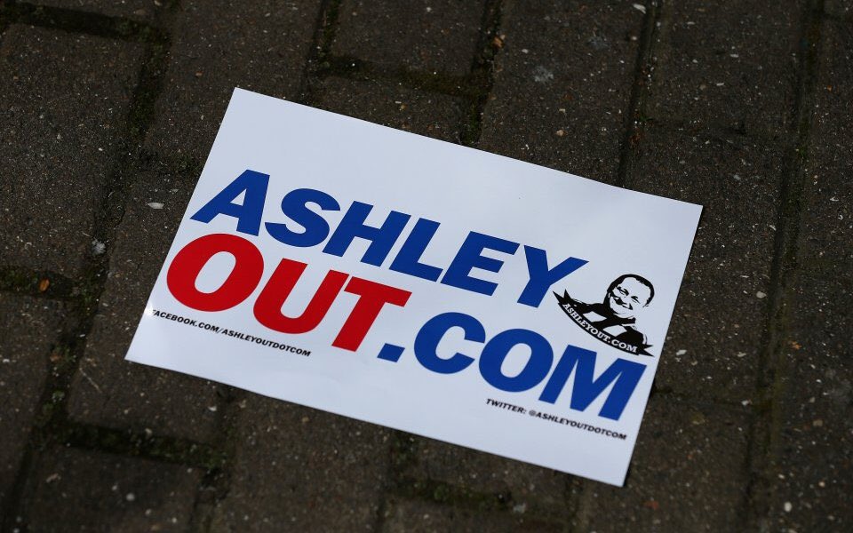 TrueNufc's tweet photo. We need everyone on board or else it is never going to work and we will be stuck with this rat for a long time to come! #AshleyOut #BoycottAshley #nufc #EmptyForAshley @EmptyForAshley @AshleyOutdotcom @IfRafaGoesWeGo @NUFC360 @stevewraith https://t.co/hjUxmxpmjA