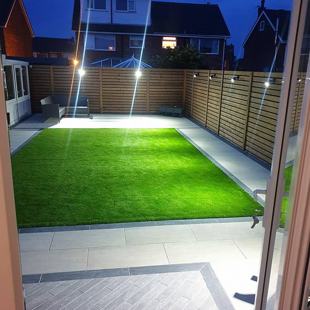 Latest project using <a href="/DigbyStone/">Digby Stone</a> cutting into bespoke sizes to create this court yard feel