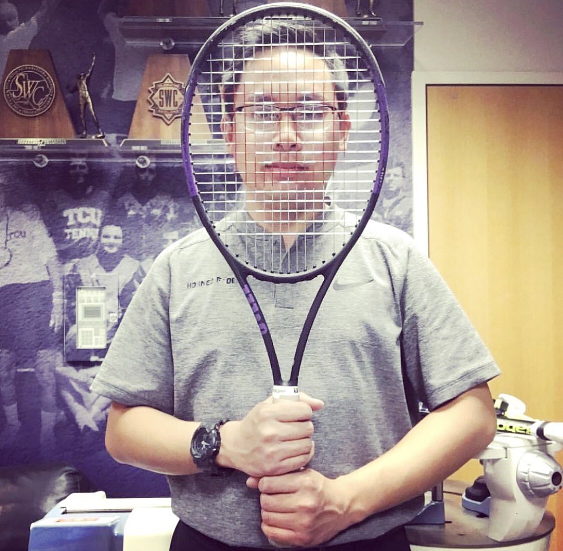 BehindTRacquet's tweet photo. #MyBTR- “For somebody soft-spoken like myself, stringing is the perfect craft to become adept at in the tennis world...”
https://t.co/y7bviaX6Ax https://t.co/bgQnUihZz3