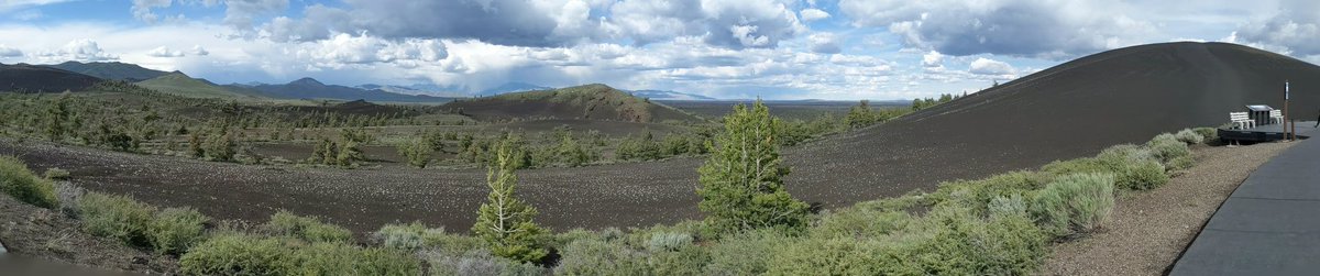 Zwyley's tweet photo. Idaho Trip Part 7, Crators of the Moon. https://t.co/jQAkttItp4