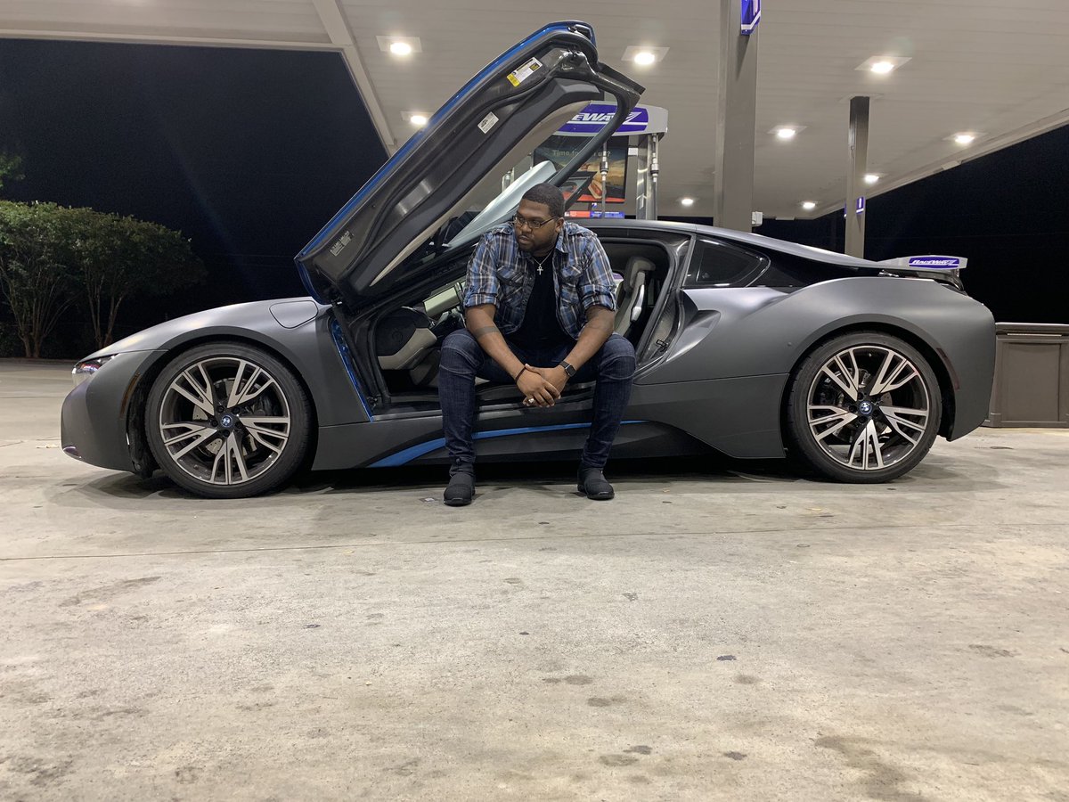 Tech_of_tca_ent's tweet photo. Upgraded #bmwi8 #tcaentertainment #music https://t.co/9cM6Jwbjb4