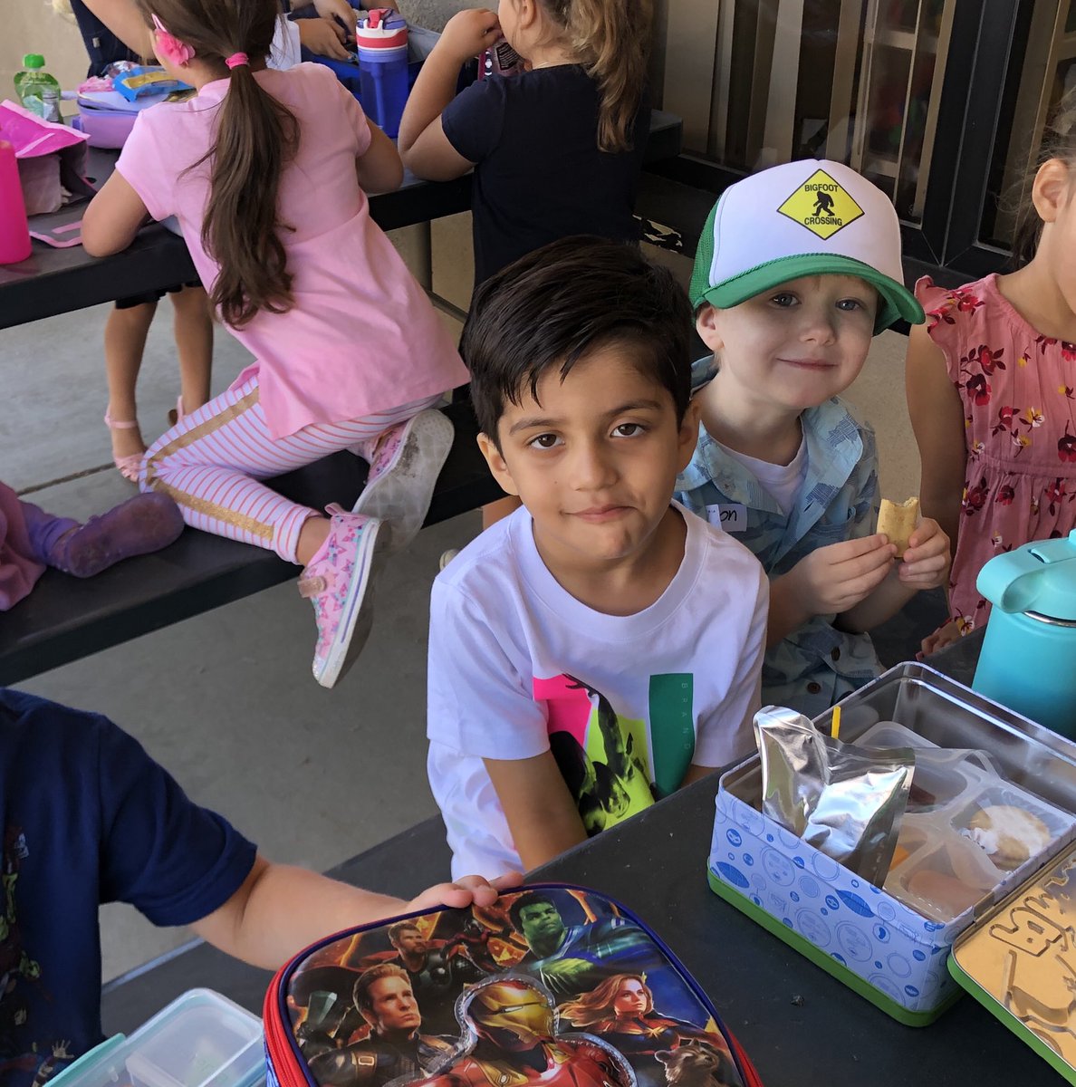 MrsMartinezDC's tweet image. Writing, drawing, and making new friends on the first day of TK!! It’s going to be a great year with these sweet kiddos! #rcsdchampions #firstdayofTK #DCkidsdeserveit @rcsdDC