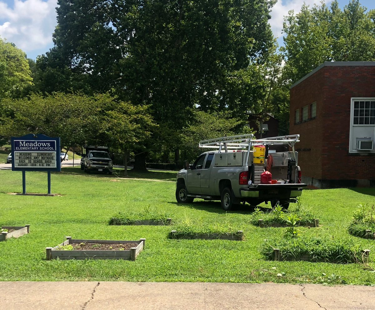 meadowswildcats's tweet photo. Thank you so much to the Cabell County Grounds Crew for all your hard work and for making Meadows look incredible! #BEAWESOME @cabellschools https://t.co/b9Tm0x2gvc