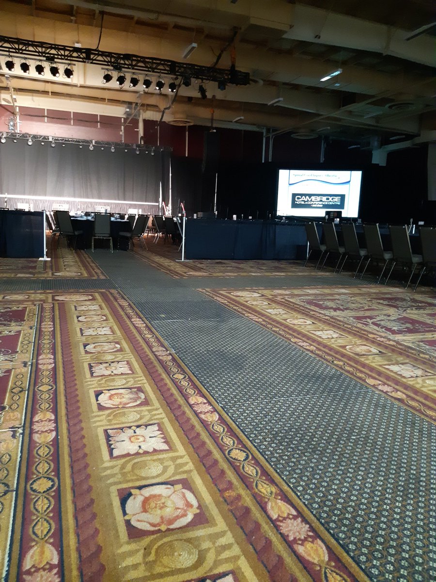 mandervilleX2's tweet photo. @cambridgeRDH getting ready for the @scialberta comedy night featuring @colinmochrie and Deb McGrath. It is going to be a great show! #comedy #colinmochrie #debramcgrath #fundraising #scialberta #reddeer #specialevents #laughter #improv #nightout https://t.co/hJd0DymiYh