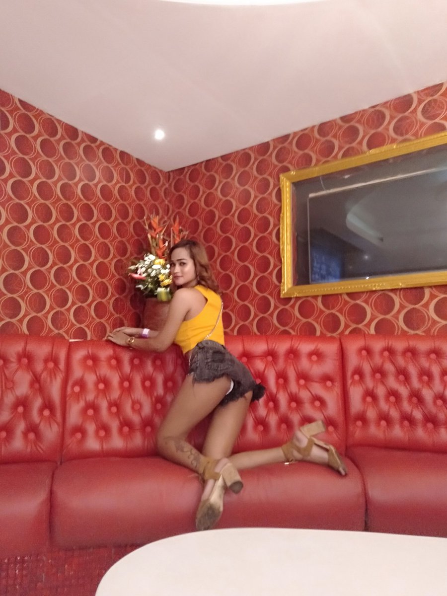 Chachawilly4's tweet photo. Bali now available just for booking
Call me whatsapp +6282146619419
#openbokuta #openbookingBALI 
#openvcs #openbdsm #wariabdsm 
#ladyboybayaran #transexsual https://t.co/D2IICt5vQJ