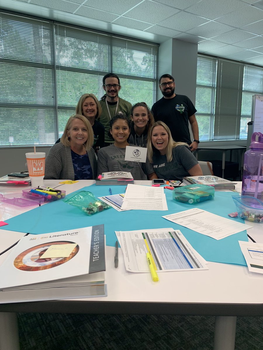 6thCms's tweet photo. HMH Textbook training today! Thank you @HumbleISD! So blessed to have a district that provides the best resources that allow our educational community to flourish. #BeTheLight #Vision2020Humble #HumbleISD #ColtsRCool @ElizabethFagen @HISDELAR @HumbleISD_CMS https://t.co/TCQZEh967w