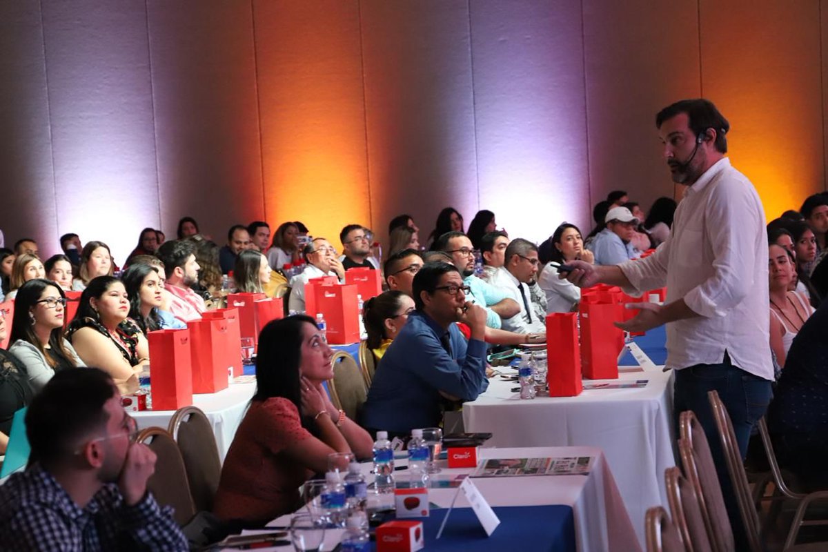 marcaHONDURAS's tweet image. San Pedro Sula es sede del evento de Marketing Digital más grande de la región: #ThinkDigitalToday. Expertos internacionales asisten al encuentro para compartir mejores prácticas e innovaciones. ¡Somos sede de grandes eventos!