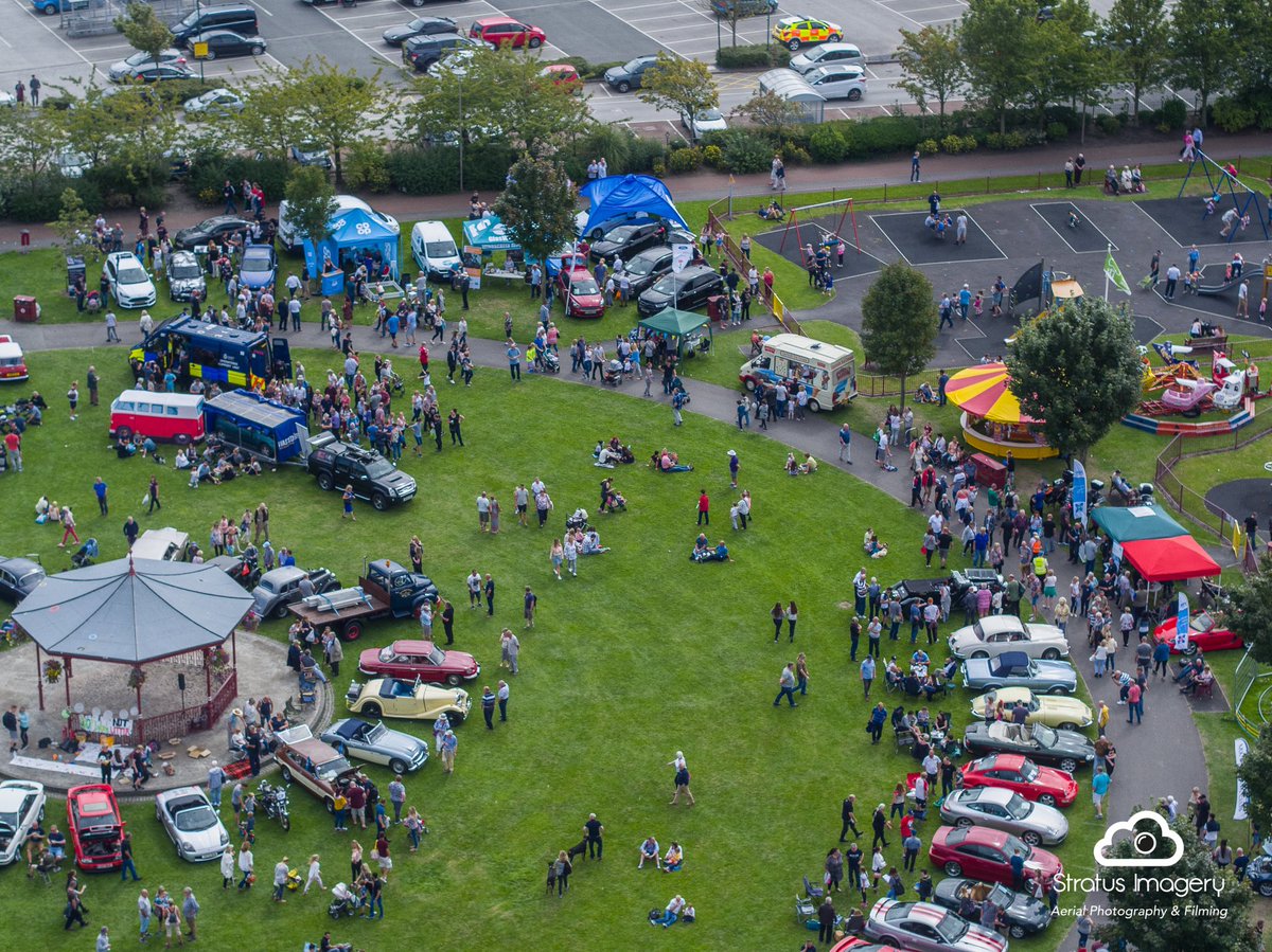 stratusimagery's tweet photo. It’s the @OrmskirkMfest soon 👍🏻📸 2017 clip here https://t.co/BChol5JKbN #omf19 #motorfest #ormskirkmotorfest https://t.co/Sgwq5ZFEaV