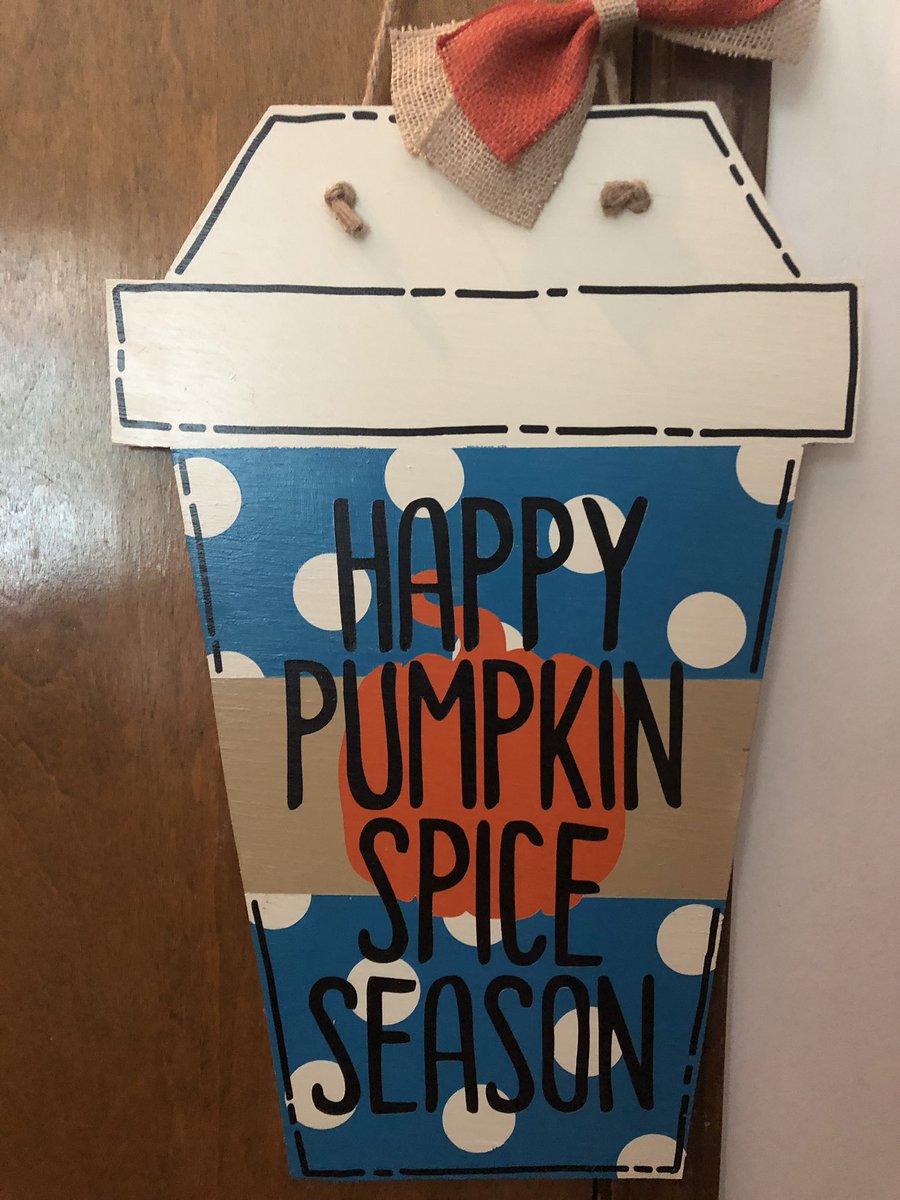 littlejay96's tweet photo. Anxiously awaiting the day I can take this in to my office. #ItsAlmostFallYall #GiveMeCaffeine @jelys70 @lissalouwho1516 @CermakKrista @copsbaby @RandyTarget @ericcalvinn @AprilPopham @HoosierCrouch @BryceWasson1 https://t.co/JA5he2ePdA