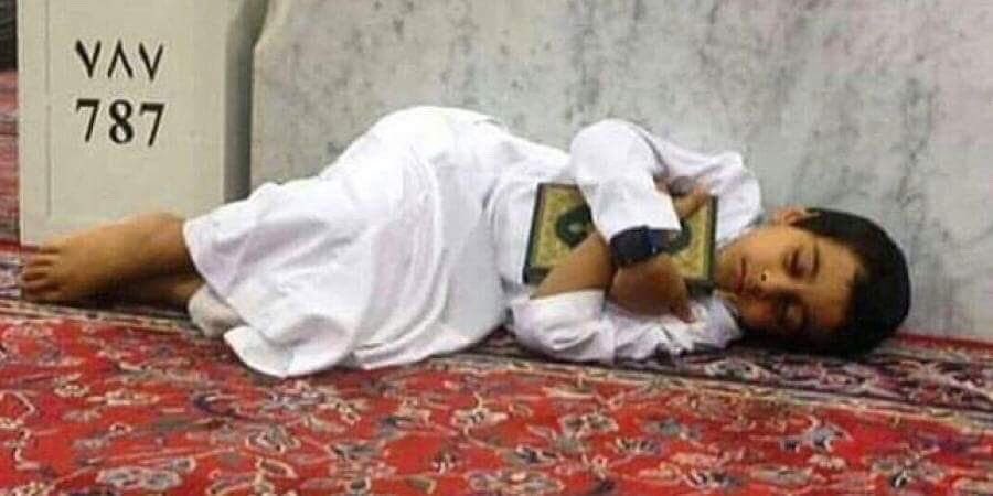 33_k1's tweet photo. علم أبنائك القرآن .. والقرآن سيعلمهم كل شيء https://t.co/YTa9tAeD8B