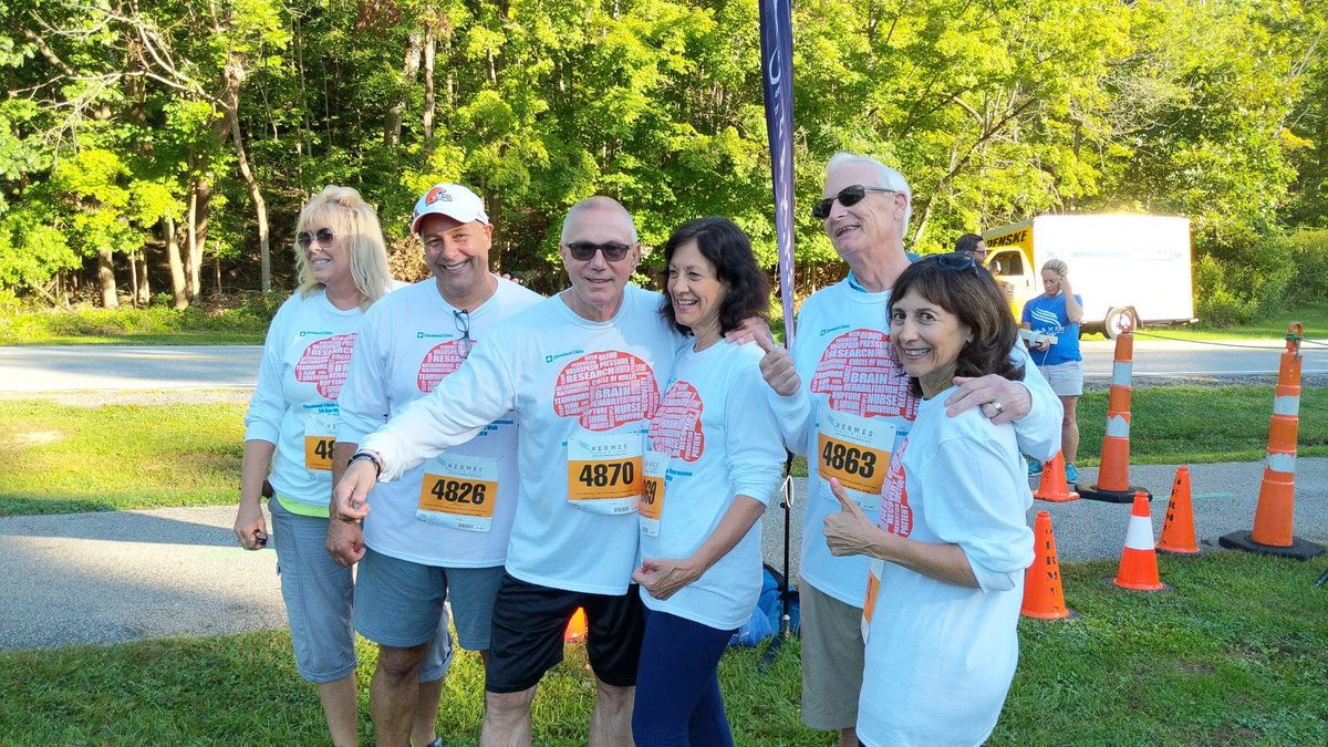 ResserTina's tweet photo. Time flies! Time to strap on your running shoes and join us 9/14/19 to spread awareness about brain aneurysms, honor those affected, and raise monies for patient resources and research.  Oh, and we can't forget after race donuts &amp; cider! https://t.co/oDdf4EsEiz https://t.co/U2s9nSYSXT