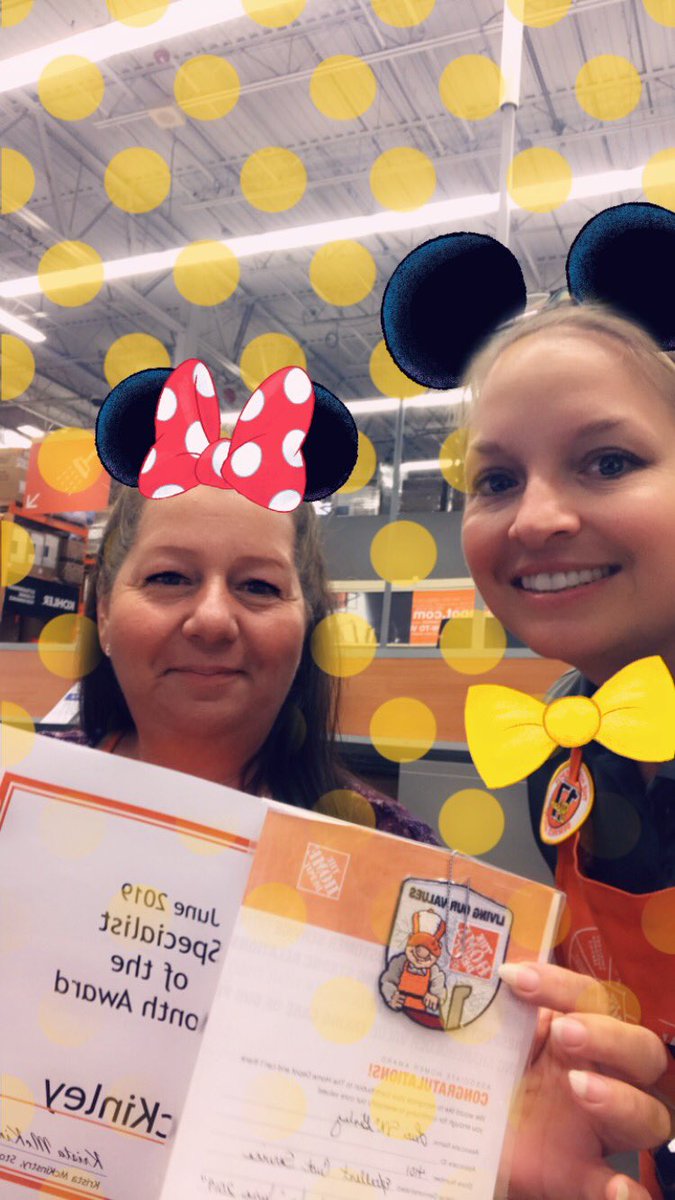 #TheRealSouthPhilly #Recognition Luci ensures every kitchen she designs has her customers feeling like they are at the most wonderful place on earth! Congrats on your specialist of the month award! We appreciate you! <a href="/Macman912/">Jimmy McKeaney</a> <a href="/Roseann74/">Roseann Mcmenemy</a> <a href="/Lorrainbutler/">Lorraine</a> <a href="/dennison_bryan/">Bryan Dennison</a>
