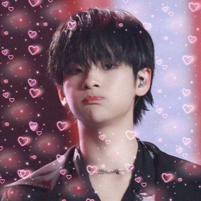 zhouarchives's tweet photo. made some cute edits for nannan 🥺❤️

#zhouzhennan #zhennan #周���南 #南南 https://t.co/r6YOT3v6gR
