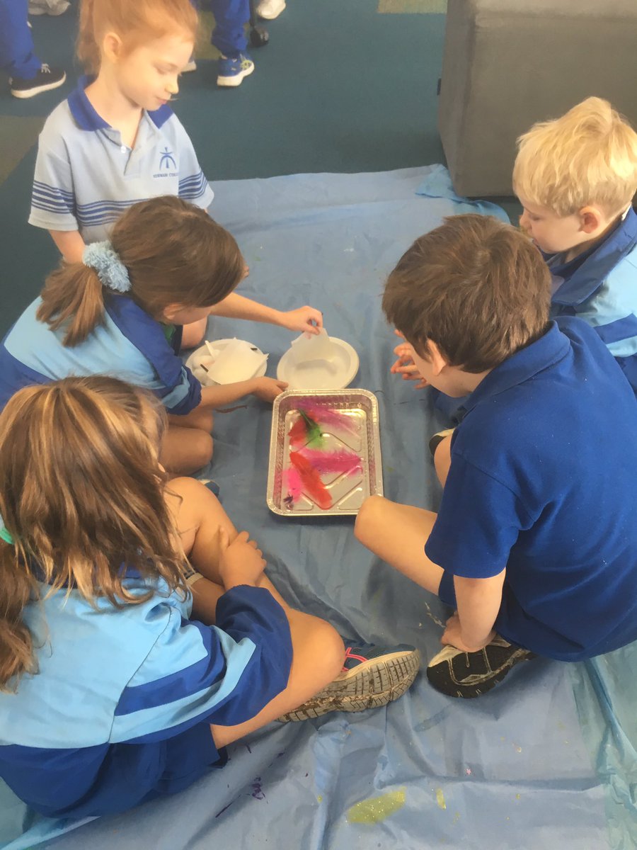 Genna_Spads's tweet photo. This year @NewmanCollegeWA our #StemFestival is focused on #sustainability. Year 2G and PPG were #challenged to #collaborate to clean up oil spills in the classroom 🕵️‍♂️👩🏻‍🔬@KatyaAnderson3 @LisaMcclue https://t.co/sOhVcVIkzh