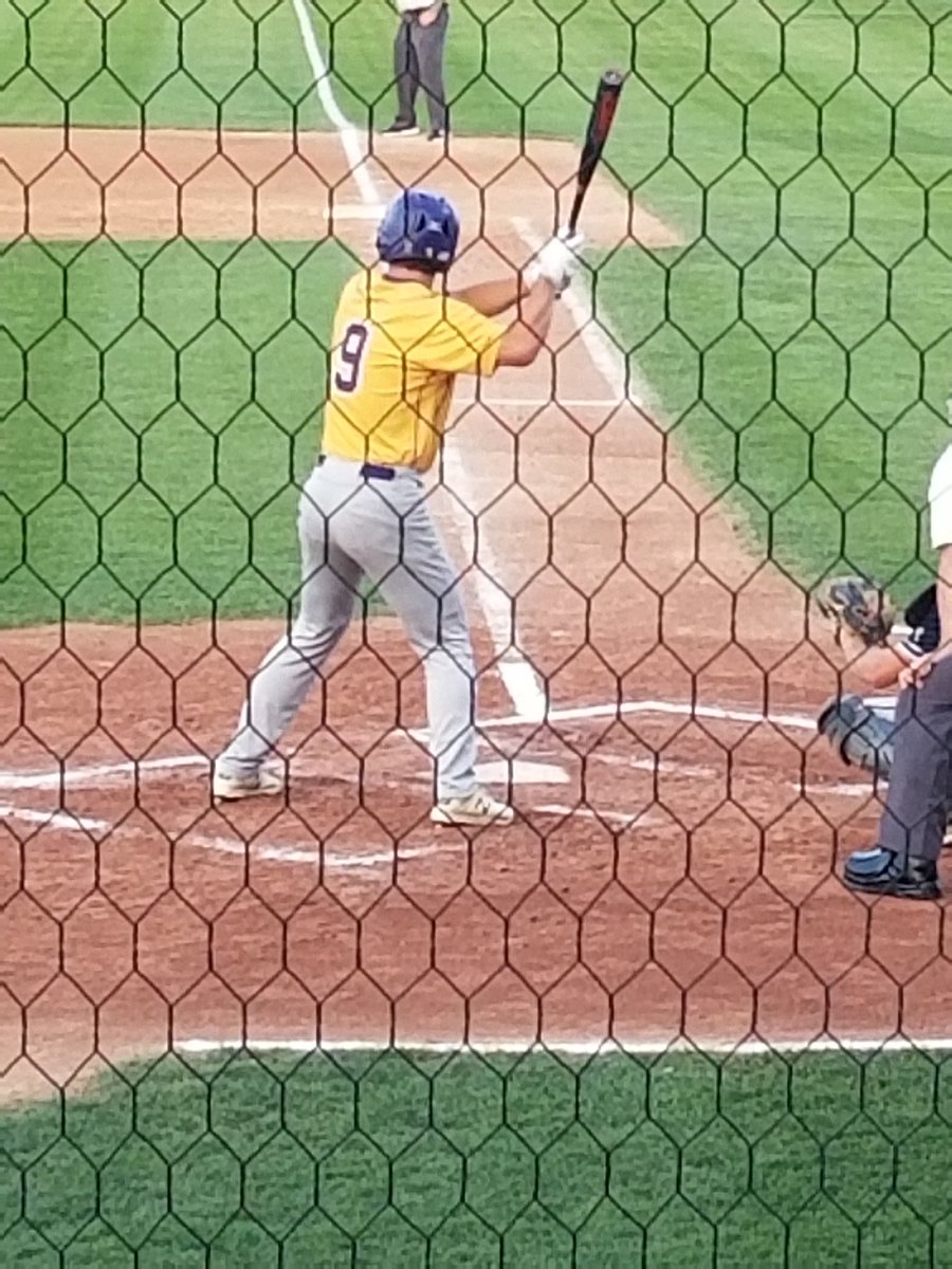 Coach_Griffith's tweet photo. Small Schools East 2
Large Schools East 0
#smeast
Glad I am getting the chance to see these two Tri-Rivers rivals get the chance to play together finally!
@KParker_009
@jakehilmer https://t.co/R0y96UfHDB