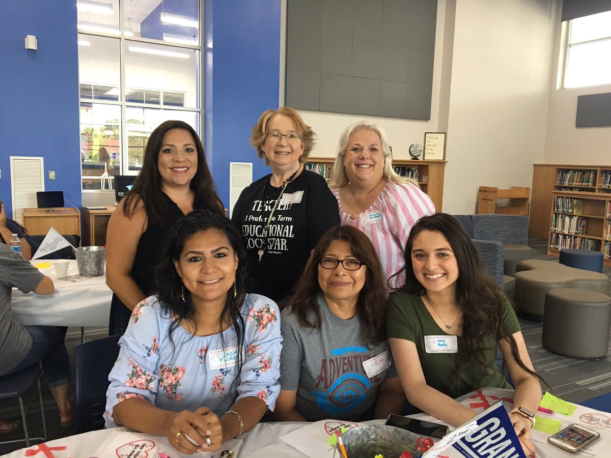 lweaveremma's tweet photo. #ruthes This team is ready for our new second graders. https://t.co/IR7Ge4YbI9