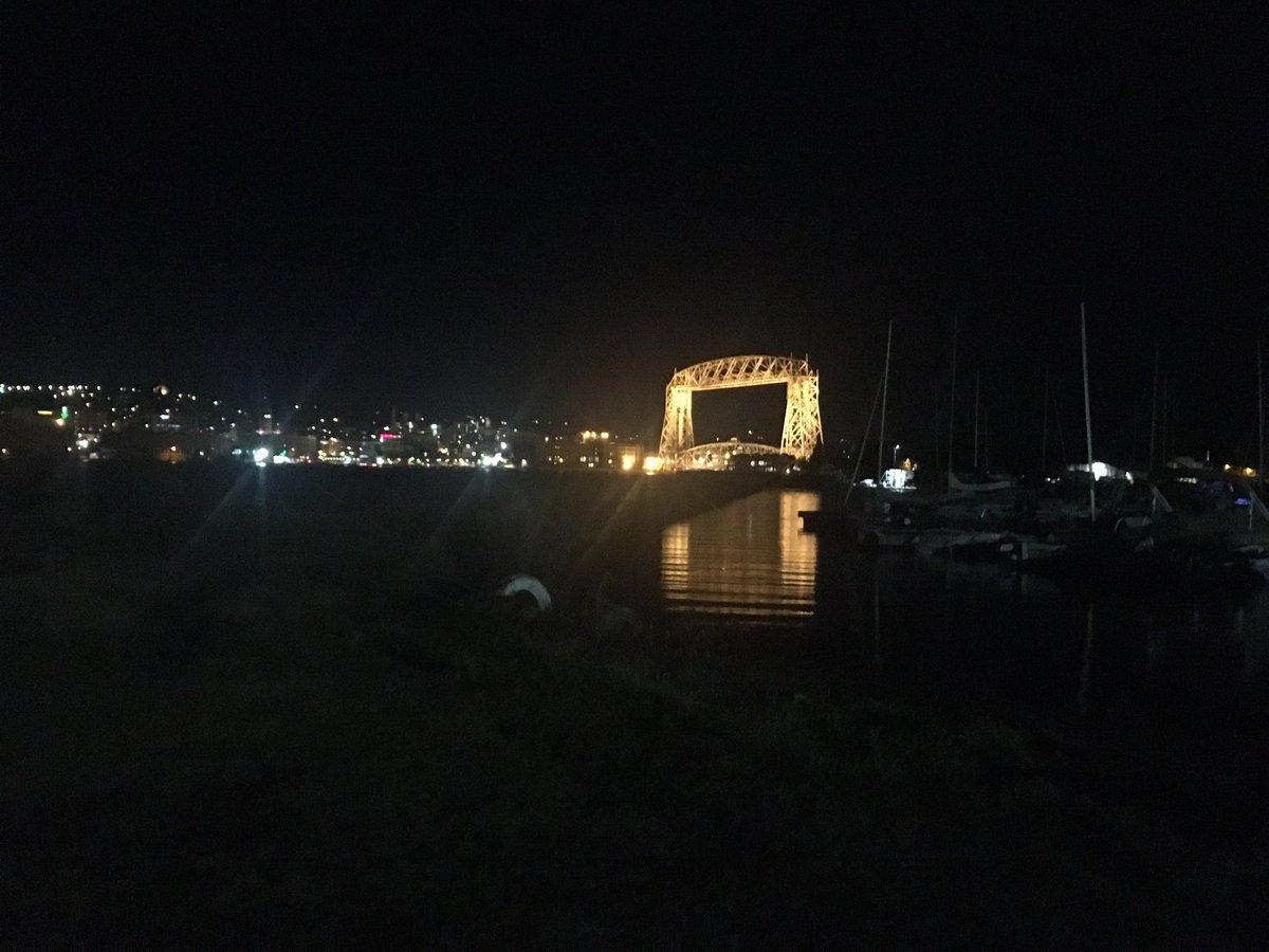 papatom59's tweet photo. Thank you and good night Duluth. #TransSuperior #Roxy https://t.co/Ak1W7S1rrd