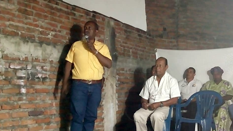 Loboaalcalde's tweet photo. Nuestra sede de campaña a la #AlcaldíadeJamundí es un espacio de puertas abiertas para que nos encontremos y construyamos juntos mejores caminos para nuestro municipio. Gracias a los candidatos al #ConcejodeJamundí, familiares, amigos y vecinos por hacer realidad este proyecto. https://t.co/CE0sxVnPi9