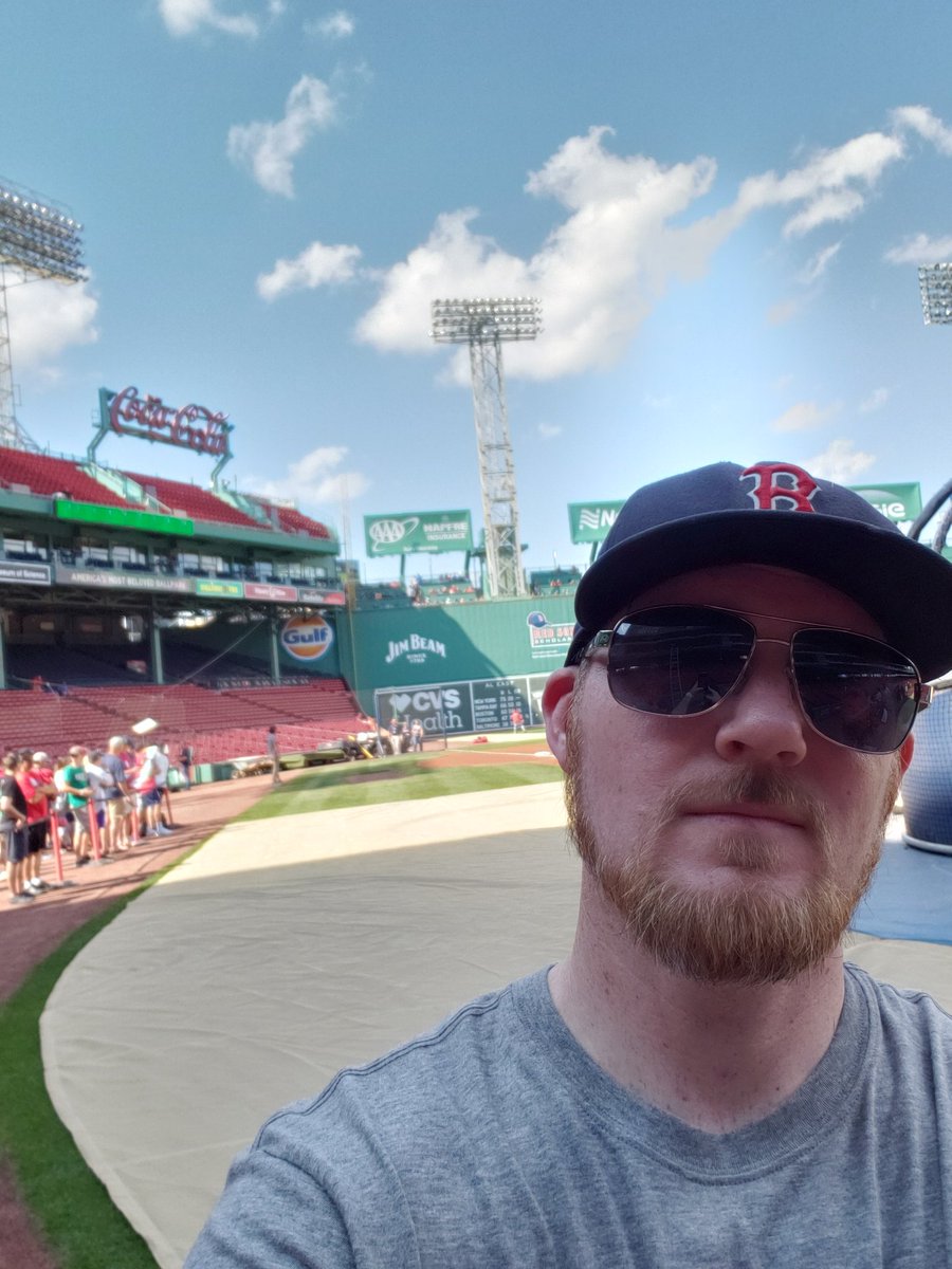 enegmatic's tweet photo. First one is from on the field for batting practice, the second is from a top of the Green Monstah what a great experience #RedSox #pregametour #historicFenway #memories https://t.co/aTEgCq3cJq