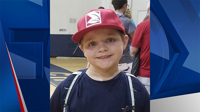 foxcarolinanews's tweet photo. NEW PHOTO: We have a better picture of Matthew Yarborough, the 10-year-old boy with autism who went missing near YMCA Camp Greenville this evening. KEEP SHARING as crews continue to search for him: https://t.co/zzLEJLpUyi https://t.co/mSXR3kHhZC