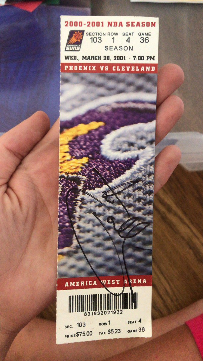 crystaaalc's tweet photo. Going through boxes from my parents and found this gem from 2001. Signed by the best mascot in the @NBA. @Suns @SunsGorilla🖤 https://t.co/mwENTfn8M5