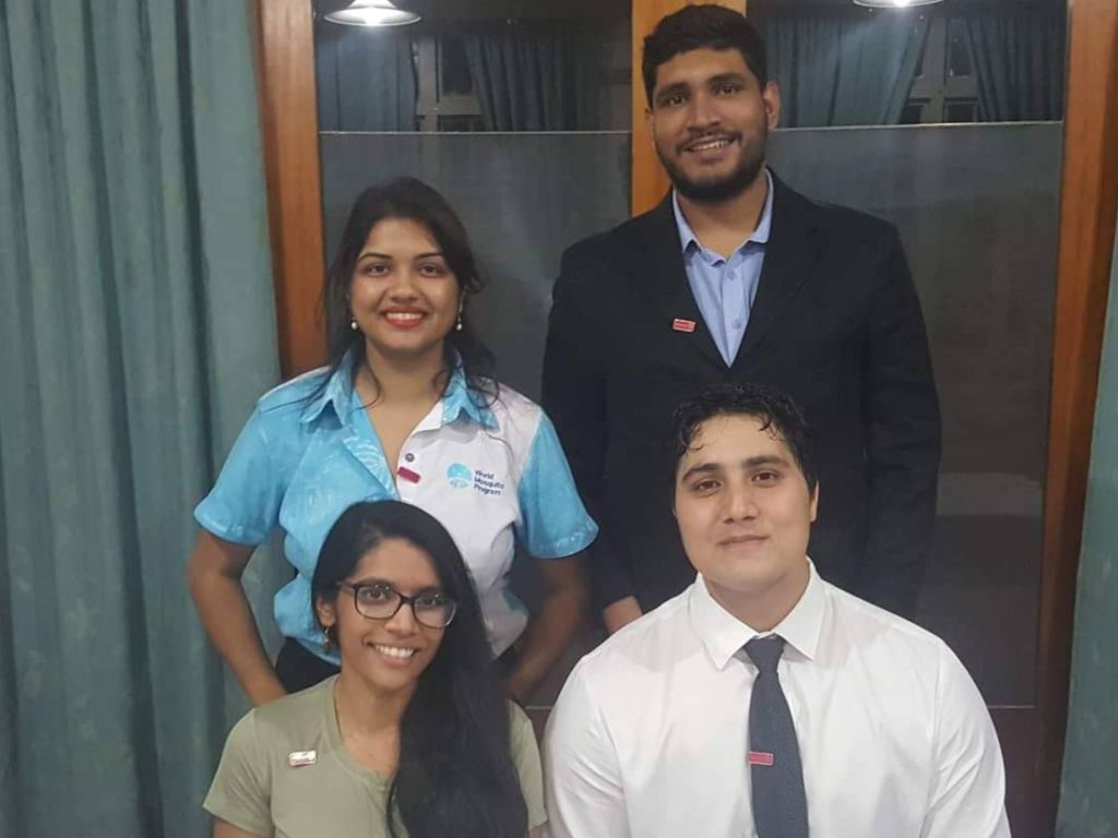 Rotary Youth Leaders Return + Prospective Member Orientation rotarysuvaeast.org/2019/08/08/rot…