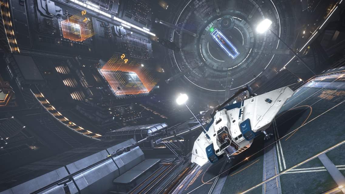 soumei_svgtrk's tweet image. 2年前の今・・・
ASP Explorerに乗リ始めた。
　
これが初のLakon艦艇であった。
　
昔からType-9には憧れていたが
今の私がT9に乗っているのは
この艦があったからかもしれない。
　
（CMDR LAKON STORY）
#EliteDangerous #LakonSpaceways