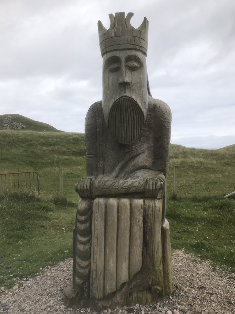 NewhamBookGirl's tweet image. Popped into #StornowayLibrary and of course ... they have a Chess Club. @cne_siar #LewisChessmen