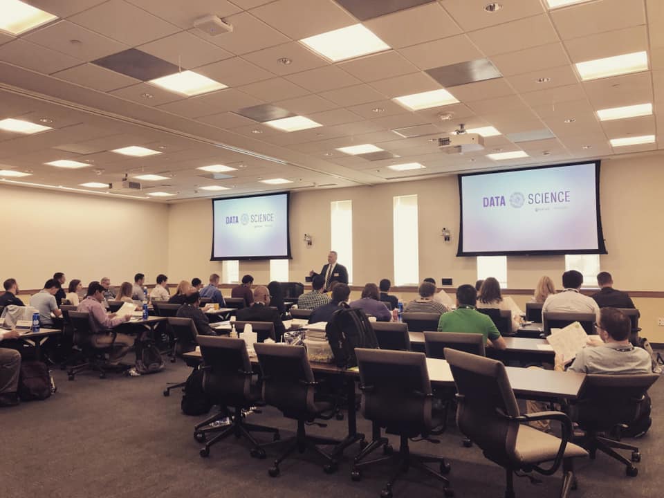 DataSciND's tweet photo. We welcomed the Class of 2021 to campus for their immersion orientation today! We can’t wait for Day 2 and for the Class of 2020 to arrive tomorrow! #nddatascience #datascience #onlinelearning https://t.co/vjkJ8Y9moQ