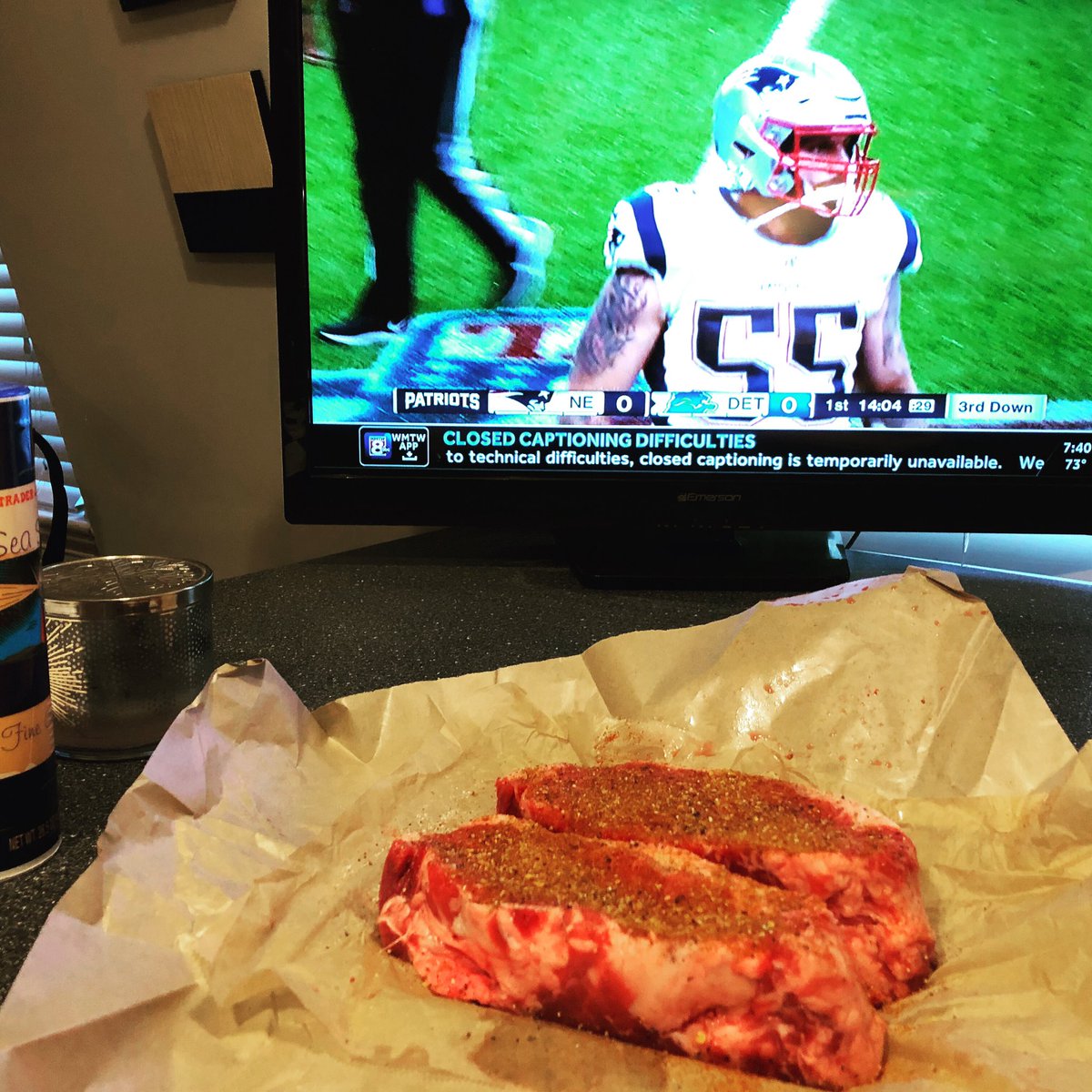 JessicaGagneTV's tweet photo. Football Szn ๐ #yum #patsareback #stairwaytoseven https://t.co/wUAS1k8UPR