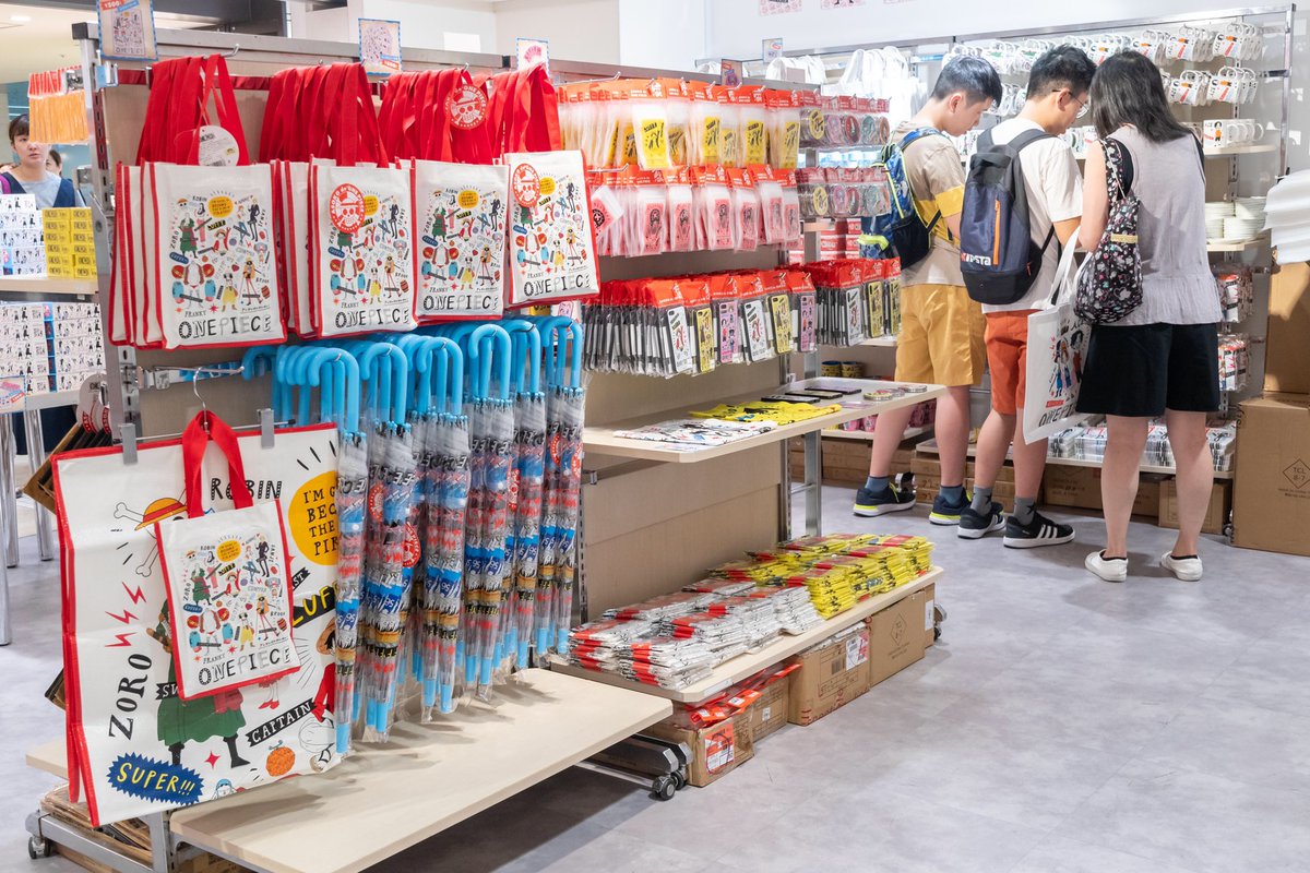 ａｍｕ ａｍｕ Est Asoko 期間限定オープン 劇場版アニメ One Piece Stampede の公開を記念し ワンピースと ユニークな雑貨を数多く揃えるasokoがコラボレーションしました 皆さまのご来店お待ちしております 期間 8月3日 土 8月