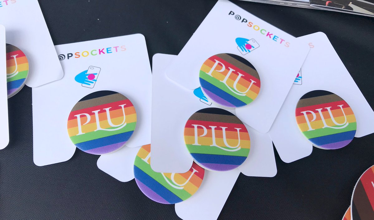 PLUNEWS's tweet photo. Proud the whole year round! 1.) Lutes raised the Progress Pride flag in the center of campus throughout July. 2.) AVP Angie Hambrick received the @TacRainbowCntr's Ruby Ally Award. 3.) Students, alumni, faculty & staff repped at @TacomaPrideFest. 4. Pop Sockets. #TBT #PLUsummer https://t.co/QFQJvlwlFL