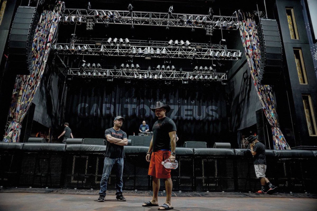 ZeusElMeroNecio's tweet photo. My first time playing Dallas 🏈🏆 

😈 I hope we win 

See y’all tonite 9pm sharp @HOBDallas https://t.co/ealEEDcVtt