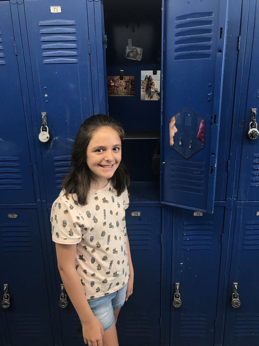 mendi_camacho's tweet photo. My baby girl got her schedule and locker today. She’s so excited to go to middle school. 🐾 #DMSstem
@DelandTerriers https://t.co/h0vO05Poa3