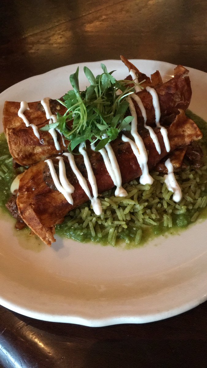 alikhaneats's tweet photo. #TBT to these PROPER Lamb Enchiladas I had last month in LA. #Enchiladas #Mexicanfood #LA #ElSegundo #Sausal #lamb #borrego #CheapEats #ItKhanBeDone #CookingChannel #AliKhanEats https://t.co/IzT9MUJZOC