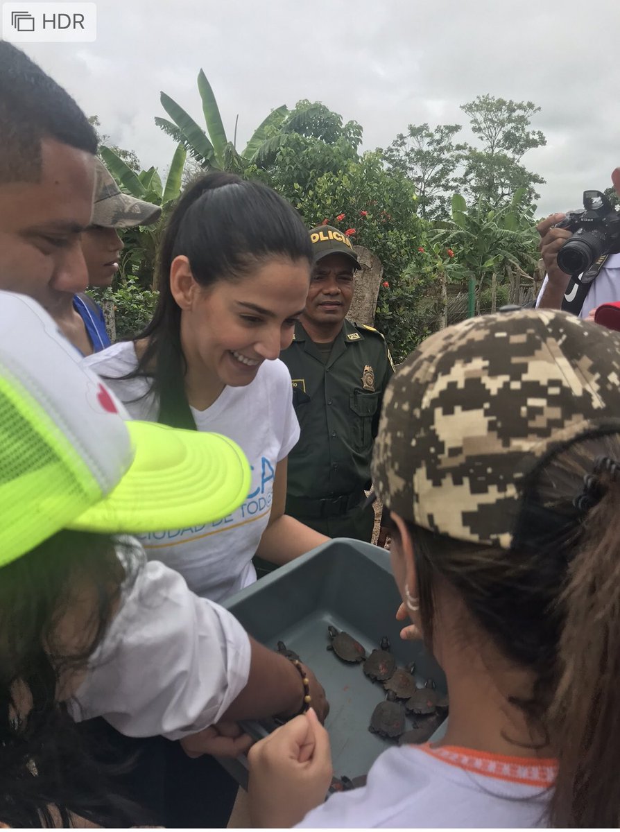 chofyjattin's tweet photo. #TBT en el Corregimiento de Cotocá Arriba liberando tortugas de río con la fundación @econbiba de la Ciénaga de Bañò,las jornadas de repoblamiento se hacen cuatro veces al año,”Es muy valioso que integren la cotidianidad con un proceso de conservación” #LoricaTuristicayBiodiversa https://t.co/5g6lgCIC2V
