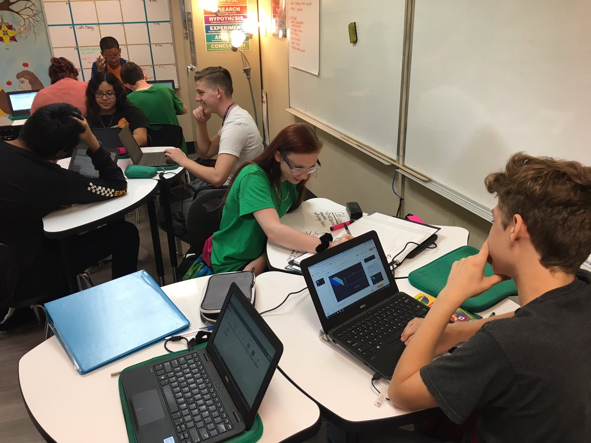 UNC92's tweet photo. Our 10th graders @CEC_HS @CravenCoSchools @cravencc are storyboarding on their computer and their white board tables to plan the videos they will collaboratively create for their cell assignmnet #ProducersNotConsumers #SoftSkills #Promittere https://t.co/xpUpfqpi7l