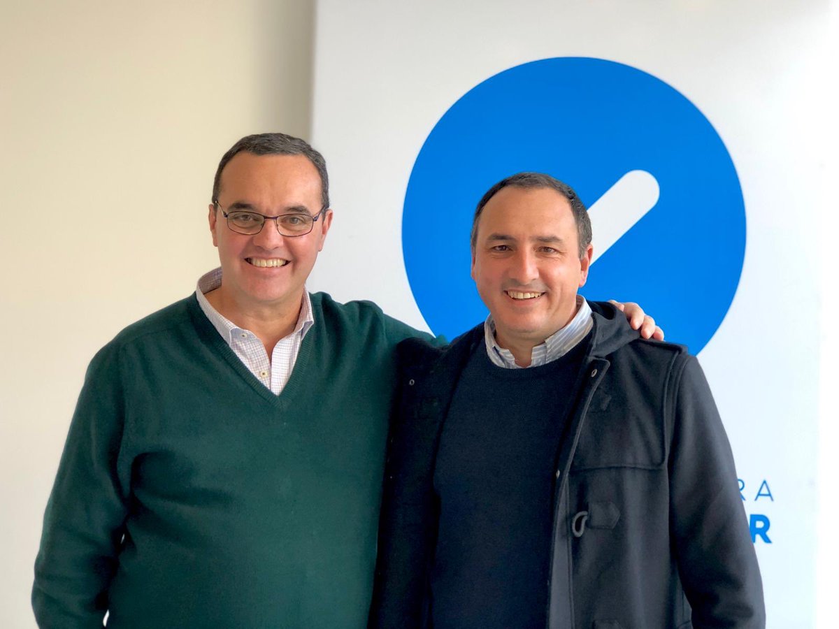 CarlosAlbisu's tweet photo. ¡Seguimos pensando y trabajando por el futuro!
Muy buenas reuniones con @pbartol65 y el Intendente de San José, @JLFalero.
#LoQueNosUne #EsAhora @LuisLacallePou @beatrizargimon https://t.co/bPFQ0UYYkQ