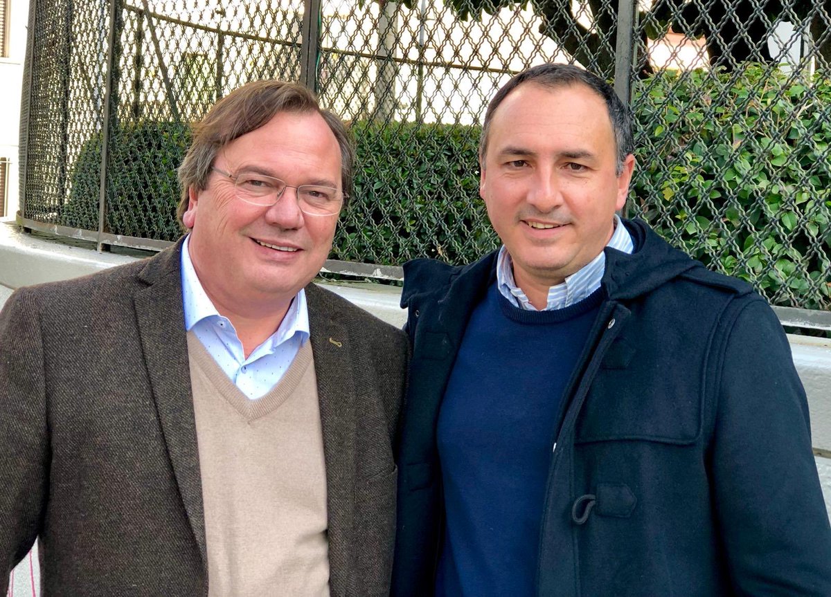 CarlosAlbisu's tweet photo. ¡Seguimos pensando y trabajando por el futuro!
Muy buenas reuniones con @pbartol65 y el Intendente de San José, @JLFalero.
#LoQueNosUne #EsAhora @LuisLacallePou @beatrizargimon https://t.co/bPFQ0UYYkQ