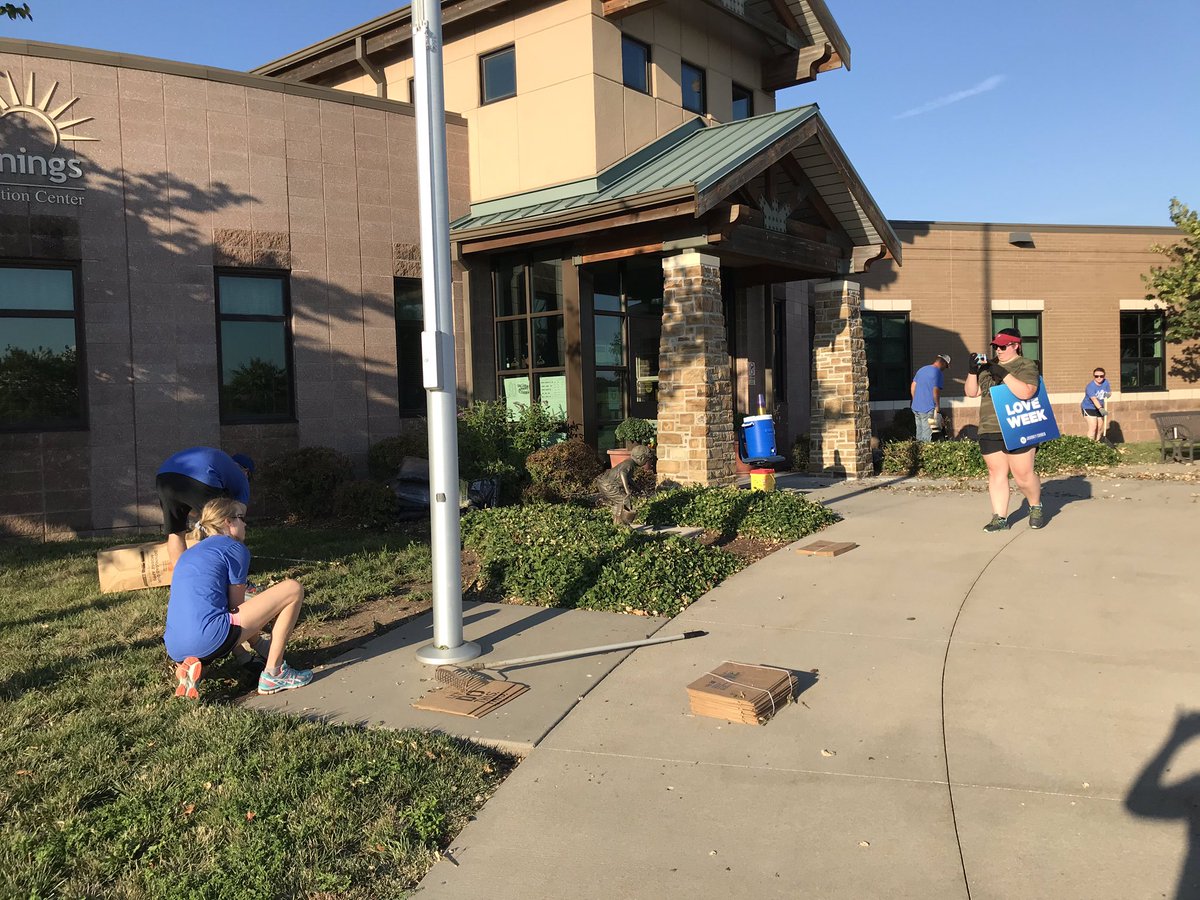 GBEECDirector's tweet photo. Our school, amazing things happen everyday inside and tonight thanks to this group, we have amazing things happening on the outside as well!!
#LSR7proud https://t.co/zmBTkp2xxN