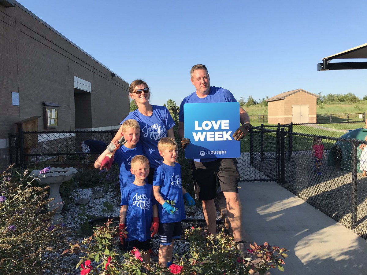GBEECDirector's tweet photo. Our school, amazing things happen everyday inside and tonight thanks to this group, we have amazing things happening on the outside as well!!
#LSR7proud https://t.co/zmBTkp2xxN