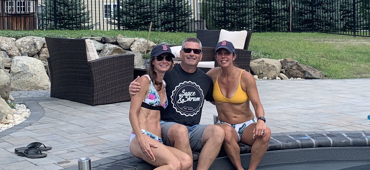 MScottThompson's tweet photo. @SauceAndShram @TylerJacobsSTAD @drosssports This shirt attracts all the pretty ladies #Haverhill, Mass. #Liljen, #NaughtyNancy https://t.co/Ki8VNpy1fa