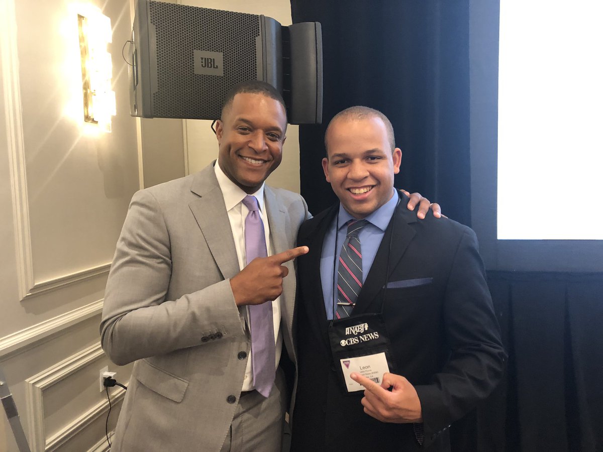 LeonPurvis's tweet photo. .@craigmelvin remembered me from my days interning at @TODAYshow fall of 2017. He told me he sees what I’m doing, and to keep up the good work! #NABJ19 #NBCUNIVERSITY https://t.co/UjdR9Vt857