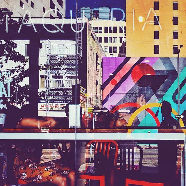 jbdsgnd's tweet photo. Taq show. #taqueria #tacos #sonoratown #mural #streetart #reflection #neon #selfie #escandalo #downtown #dtla #losangeles #mydayinla #myamericanvision #teddykelly #jbdsgnd https://t.co/I20GVt5spt