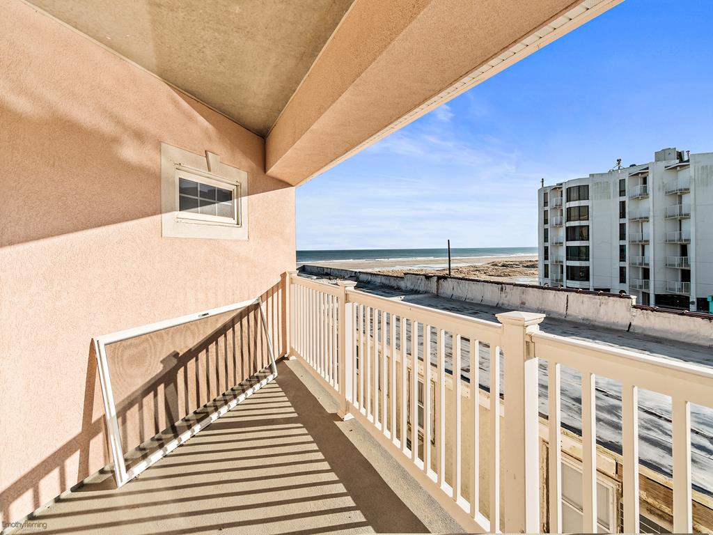CabreraTeam's tweet photo. FEATURED RENTAL
520 E Stockton, 3RD Floor
Wildwood Crest
4 Bed | 3 Bath | Sleeps 10

You can't beat this vacation rental with ocean views from EVERY ROOM! Learn more and book a September stay by calling (609) 729-0559 and visiting https://t.co/YTrPt5f049 now! https://t.co/VkEUXxttIL