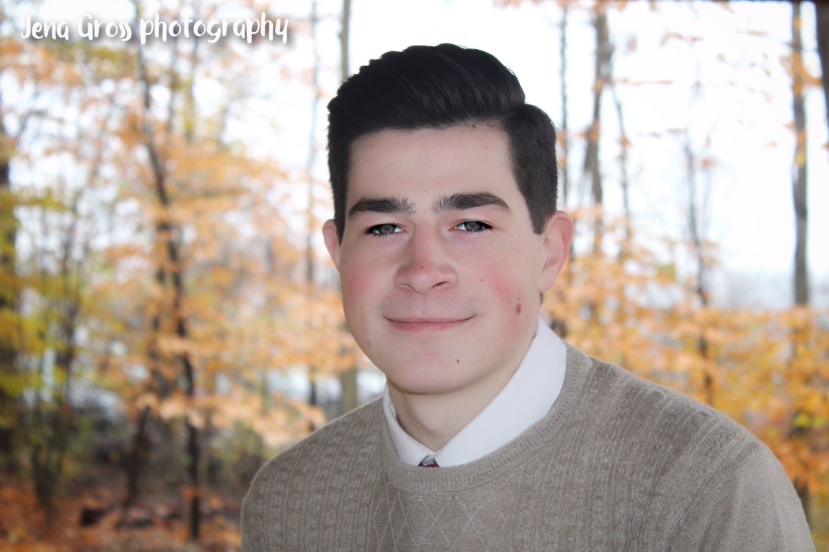 jenagrossphoto's tweet photo. #seniorpictures #seniorsession #photography #photographer #photooftheday #photo #grad #2019grad #clephotography https://t.co/B7sdKz9xWG